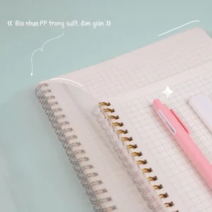 sổ caro nét Đứt kẻ ngang lò xo kép bìa trong suốt cao cấp – góc study