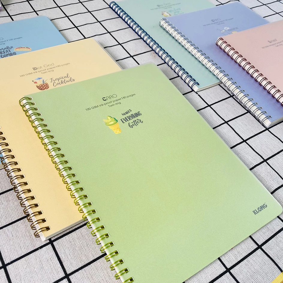 sổ caro Ô vuông 5x5mm lò xo kép bìa nhựa trong suốt b5 – góc study sổ caro Ô vuông 5x5mm lò xo kép bìa nhựa trong suốt b5 – góc study